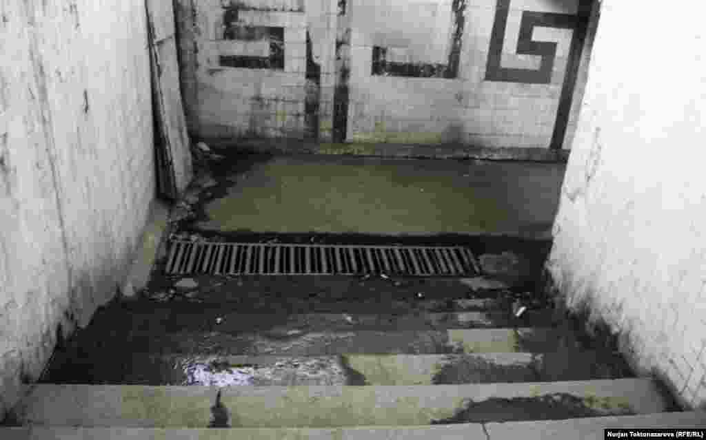 Ажатканага айланган жол.