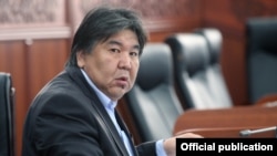 Садык Шер-Нияз.