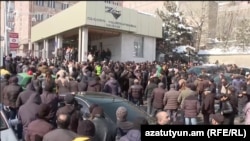 Գործադուլավորները Զանգեզուրի պղնձամոլիբդենային կոմբինատի դիմաց, Քաջարան, 10-ը փետրվարի, 2025թ.