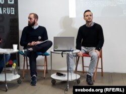 Кшыштаў Мрозэк (Фонд імя Стэфана Баторыя, Варшава) і Андрэй Елісееў (EAST Center, Менск/Варшава)