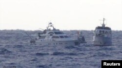 عکس آرشیوی است.