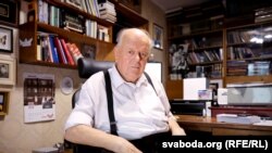 Станіслав Шушкевич, як повідомила його дружина Ірина, помер 4 травня 2022 року. Йому було 87 років