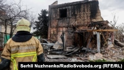 Наслідки ракетного обстрілу Києва, приватний сектор Осокорки, 29 грудня 2022 року