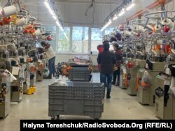 Поки що 20 в’язальних машин