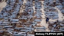 Залишки російських снарядів і ракет, які використовувалися для обстрілу Харкова, 7 грудня, 2022 року