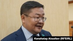 Айдос Сарым, мәжіліс депутаты