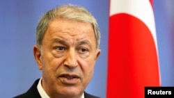 حلوصی آکار وزیر دفاع ترکیه