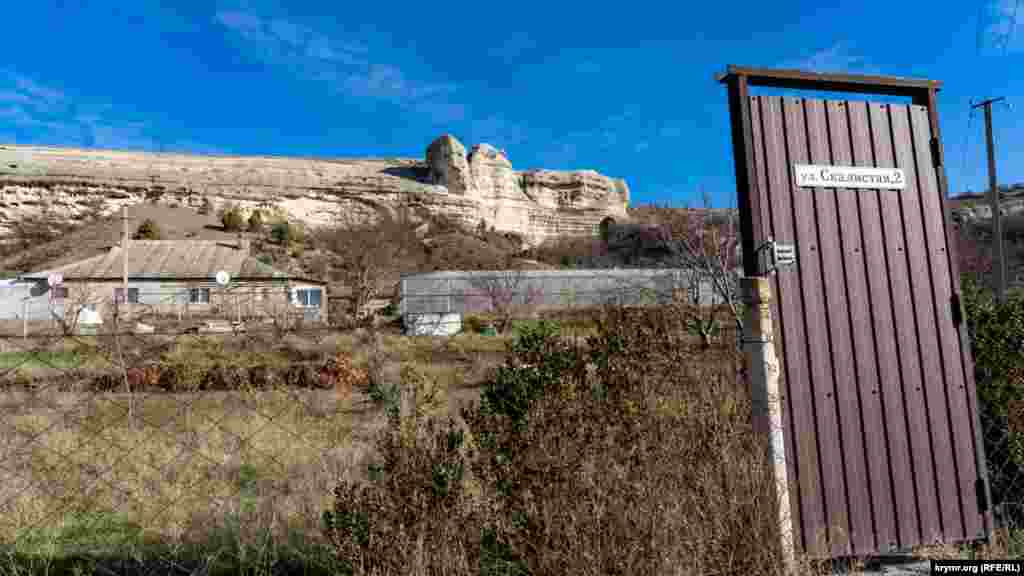 Сільська садиба з виглядом на Гогерджин-Юваси