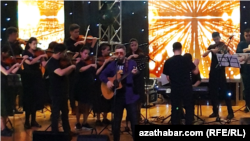 Богдан Смолин