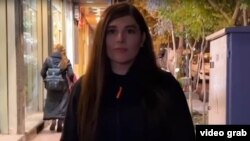 هنگامه قاضیانی بعد از انتشار ویدئوی بدون حجاب اجباری در روز ۲۹ آبان ۱۴۰۱ بازداشت شده بود