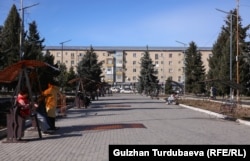 Энелер аллеясы.