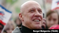 Денис Майданов під час мітингу-концерту з нагоди 7-ї річниці окупації українського Криму. Окупований Сімферополь, 18 березня 2021 року
