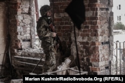 Українські військові на передових позиціях, Донецька область