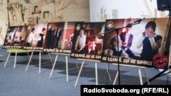 Презентація фоторобіт в рамках проекту «Стоп шкільний терор». Автор фоторобіт – Констянтин Ревуцький