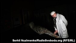 Олександр Чераньов за пультом старшого інженера управління турбіною