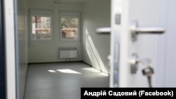 Контейнерне містечко для переселенців у Львові, квітень 2022 року