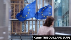 پرچم اتحادیه اروپا در اهتزاز