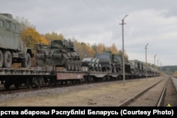 Расейскія вайскоўцы, якія ўваходзяць у склад рэгіянальнай групоўкі войскаў (сіл), працягваюць прыбываць у Беларусь