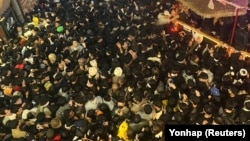 Давка в Сеуле.