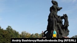 Вшанування жертв розстрілів у Бабиному яру у Києві, архівне фото 