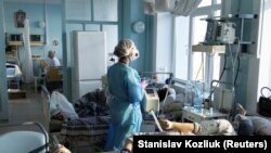 Очільник МОЗ нагадав, що напередодні Кабінет міністрів збільшив тариф на пакет лікування COVID-19 у стаціонарі