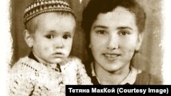 Надія Василенко (Могильна) з донькою-первістком