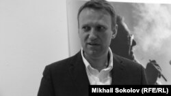 Алексей Навальный  на презентации книги "Диалоги" с Адамом Михником 