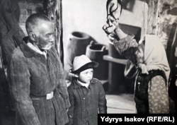 "Ак кеме" тасмасы.