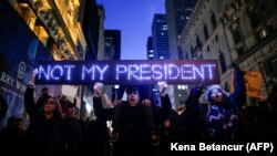 Акція протесту проти результатів президентських виборів у США, на яких перемогу здобув Дональд Трамп, Нью-Йорк, листопад 2016 року