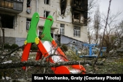 Trostânets işğalden azat etilgen soñ Foto: Stas Yurçenko, Graty