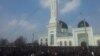 The funeral of Sheikh Muhammad-Sodiq Muhammad-Yusuf drew thousands to Tashkent.