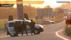 Невідомий захопив й утримує заручників на Харківщині