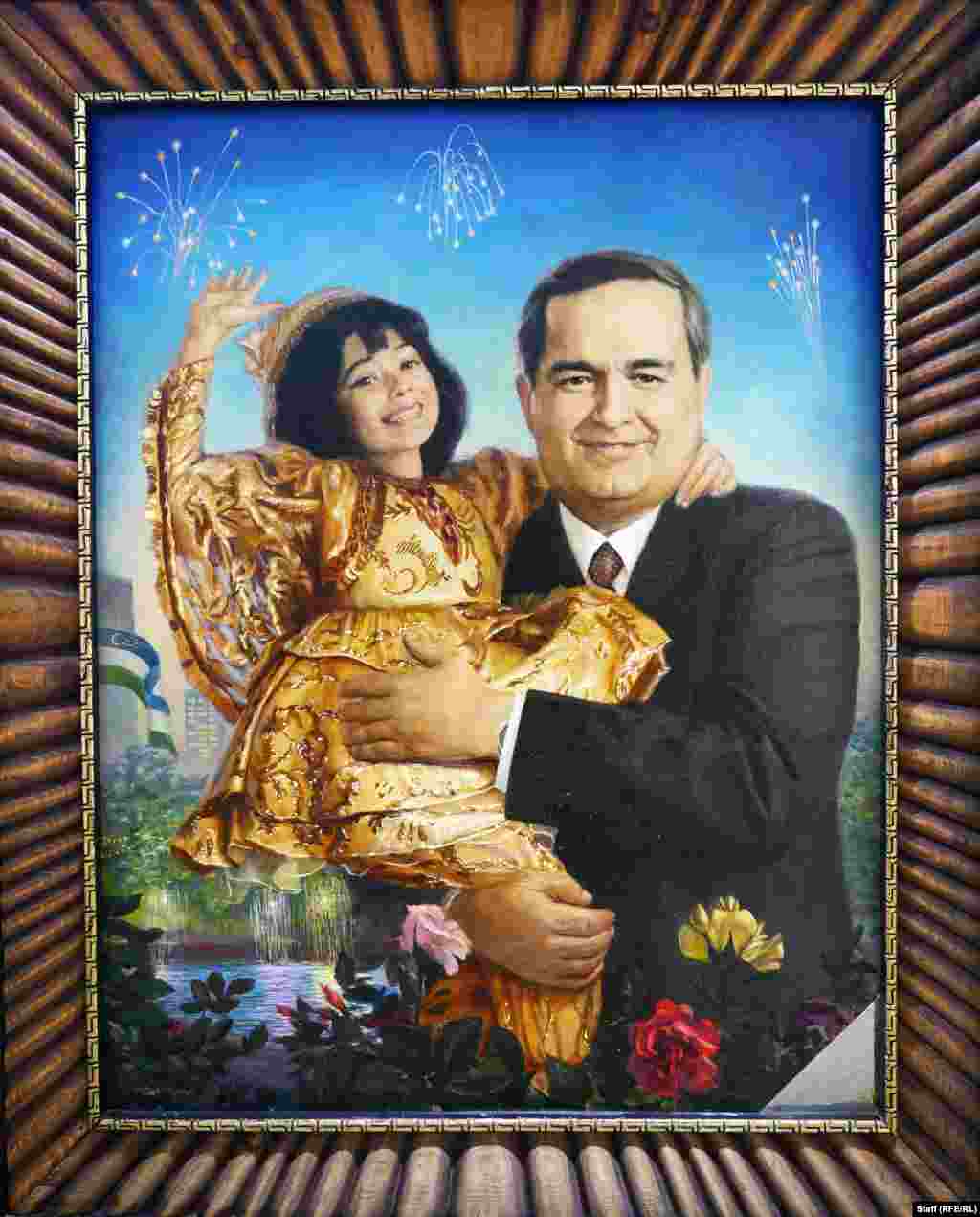 Картина 1993 года. На ней Каримов изображен держащим на руках девочку, а за его спиной взрываются фейерверки. Самым кровопролитным инцидентом за время правления Каримова стало вооруженное подавление узбекскими силовиками антиправительственных выступлений в Андижане на востоке страны. Во время тех событий погибли сотни людей.&nbsp;