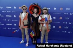 Do-Re-Dos гуруҳи фаворитлар орасида.