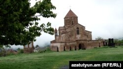 Օձունի Սուրբ Աստվածածին եկեղեցի