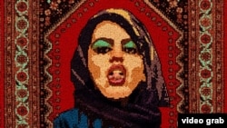 برشی از پوستر فیلم «عنکبوت مقدس»، ساخته علی عباسی