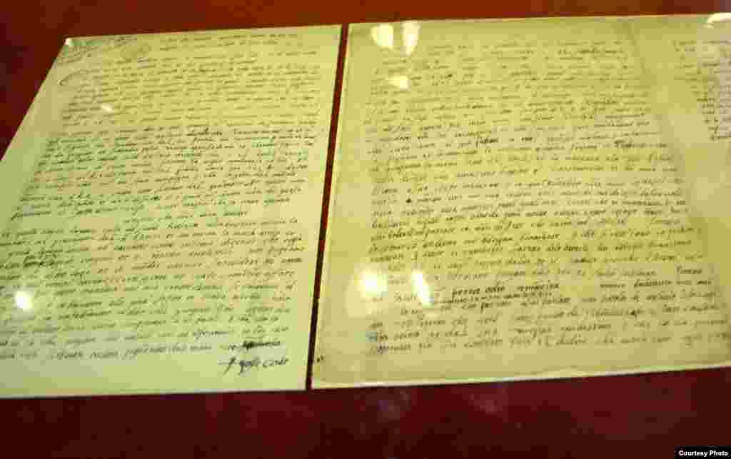 این سند مربوط به سال ۱۵۲۲ می شود و توسط شاه طهماسب اول به فردیناند اول نوشته شده و این ترجمه ایتالیایی این نامه است. اولین ارتباطات ایران و اتریش مربوط&nbsp; به دوران صفوی است که هر دو با چالش امپراتوری عثمانی روبرو شده بودند.