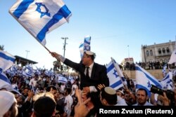 ایتامار بن‌گویر چهره جنجالی راست افراطی، در تجمعی در دروازه دمشق بخش قدیمی اورشلیم در ژوئن ۲۰۲۱