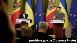 Володимир Зеленський та Мая Санду на пресконференції в Києві, 27 червня 2022 року