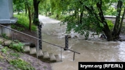 Последствия непогоды в Симферополе, архивное фото 