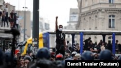 Акція протесту в Парижі, Франція, 13 червня 2020 року