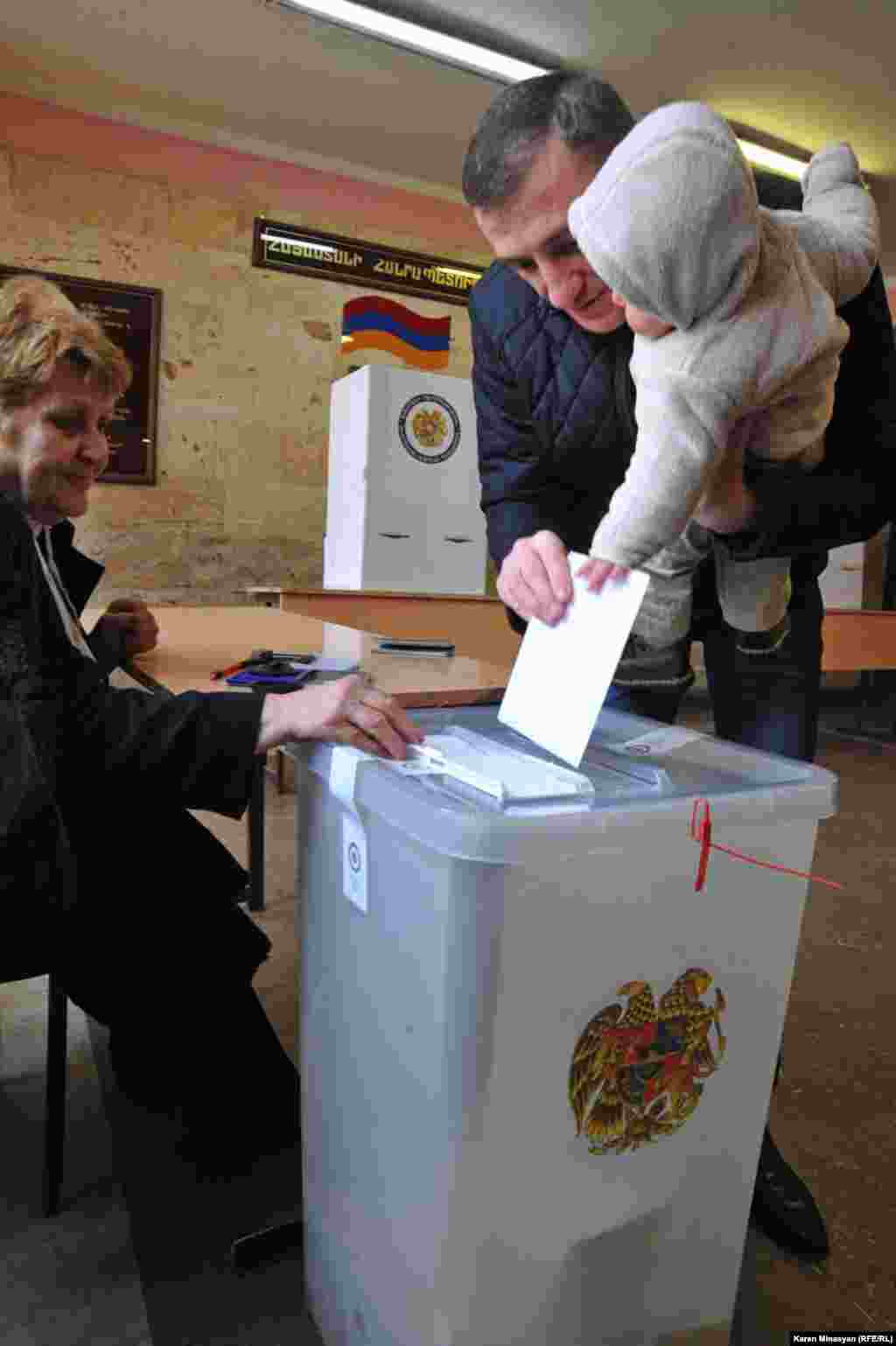 Armenia -- Presidential elections, 18Feb2013