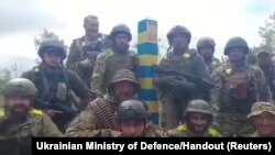 Украинанын Коргоо министрлиги жарыялаган видеодон алынган сүрөт. 15-май, 2022-жыл. 