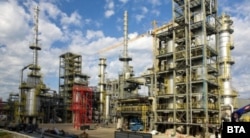 Rafinăria din Burgas/Bulgaria a procesat aproximativ 150.000 de barili de petrol rusesc pe zi în decembrie.