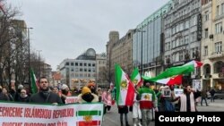 تجمع و راهپیمایی مخالفان جمهوری اسلامی در پراگ، پایتخت جمهوری اسلامی، در روز شنبه ۱۱ فوریه/۲۲ بهمن