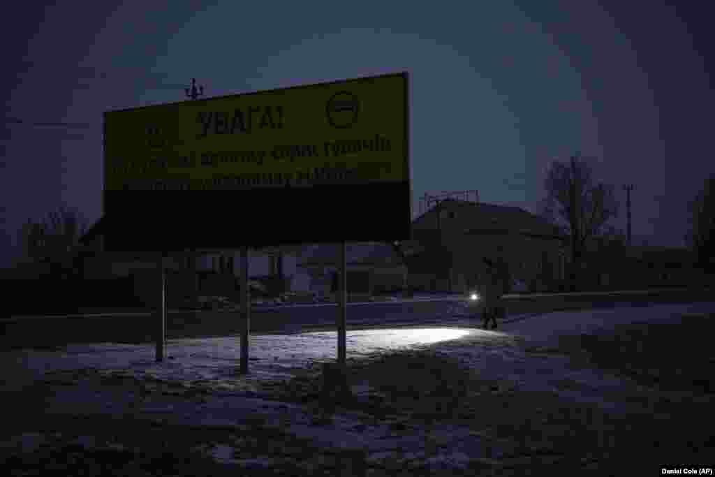 &laquo;Ми прислухаємося до кожного дрібного звуку та шуму. Так не можна жити&raquo;, &ndash; каже 64-річна Валентина Матвєва з села Ріпки. &laquo;Коли ти постійно в страху, це не життя&raquo;,&nbsp;&ndash; скаржиться жінка.