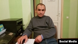 Сүрөт Темир Махмудовдун Фейсбуктагы баракчасынан алынды. 