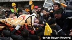 Диярбакыр шәһәрендә коткару эшләре