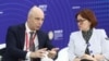 Министр финансов России Антон Силуанов и глава Центробанка РФ Эльвира Набиуллина за невеселой беседой о судьбах российской экономики