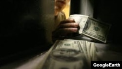 2010-жылы өлкөдөгү кырдаалды турукташтырууга банк уячаларынан алынган акчанын кайсы бир бөлүгү чыгымдалган.